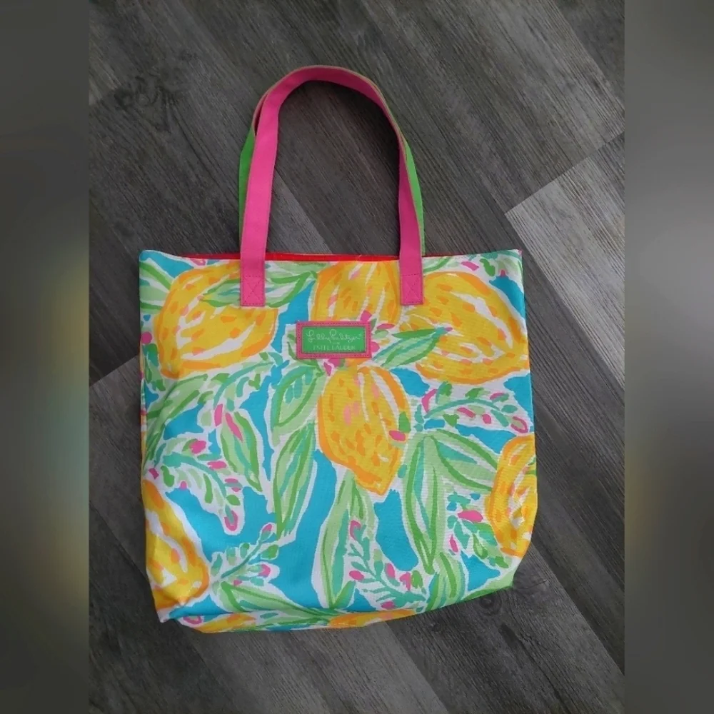 Lilly Pulitzer 2 strap Beach Tote Bag Multicolored L/XL Packable No Tags